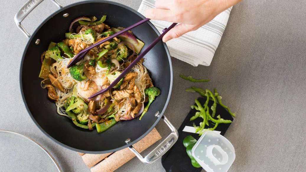 Sauté de poulet et légumes