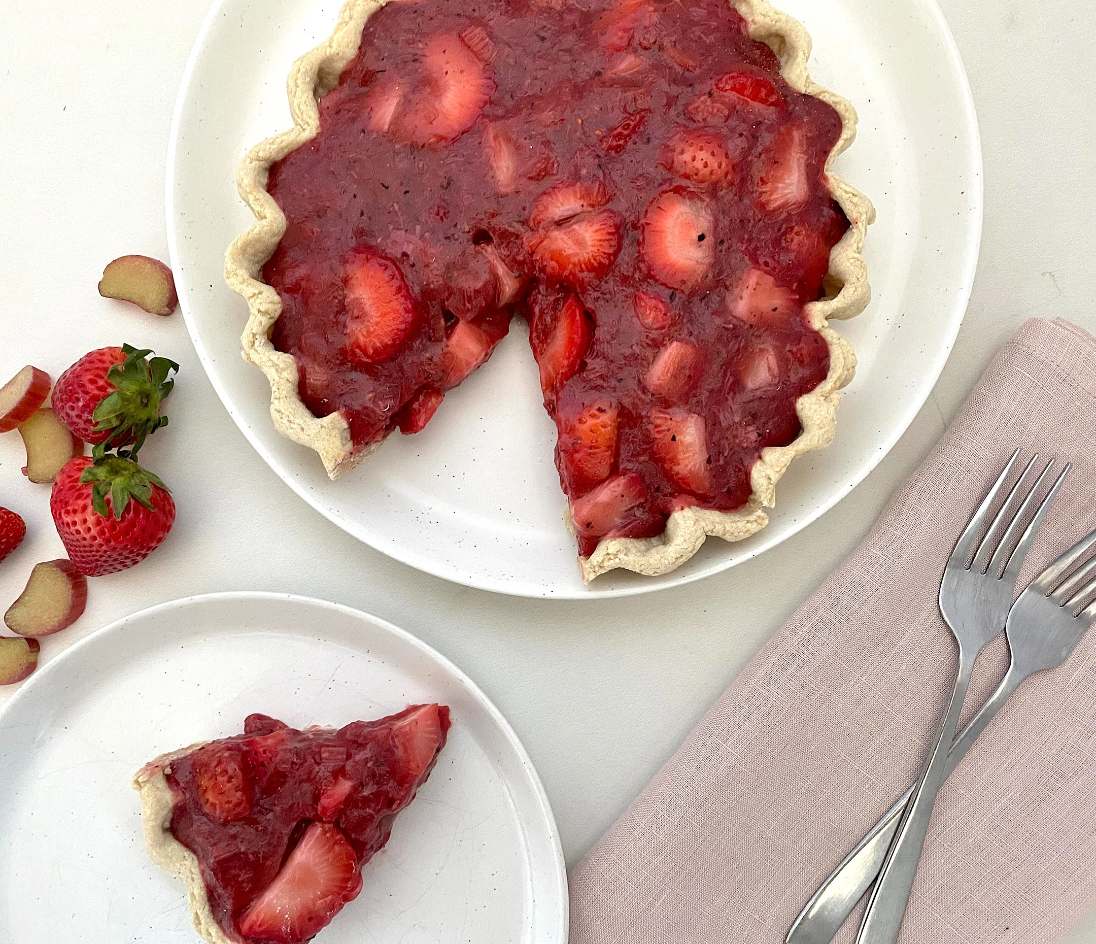 Meilleure tarte aux fraises et à la rhubarbe