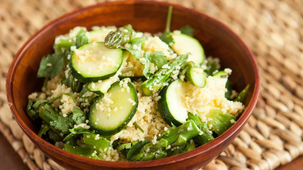 Salade de couscous et verdures à la marocaine