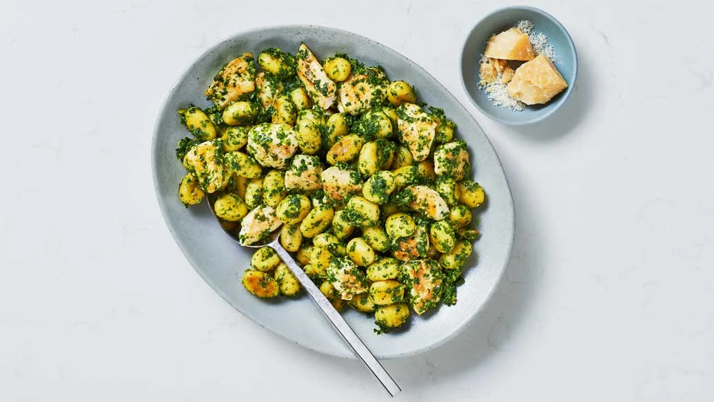 Gnocchis rôtis et pesto de chou frisé