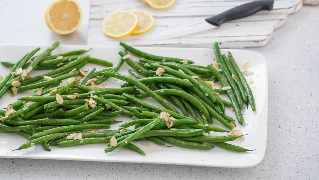 Haricots verts aux amandes grillées