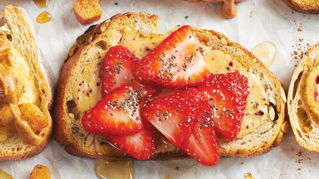 Tartine yogourt et petits fruits