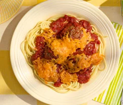 Spaghetti et boulettes de viande au gratin
