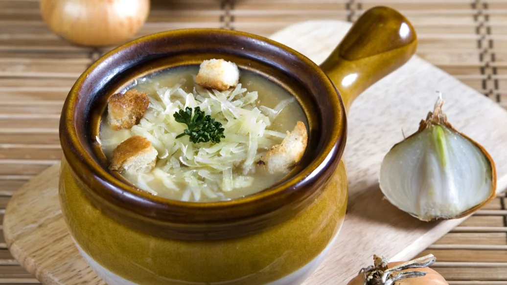 Soupe à l'oignon caramélisé