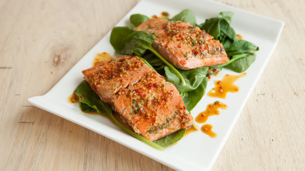 Steamed Teriyaki Salmon with Spinach