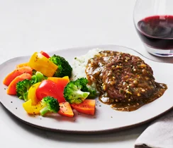 Hamburger steak avec sauce