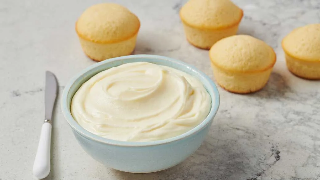 Luscious Lemon Curd Icing