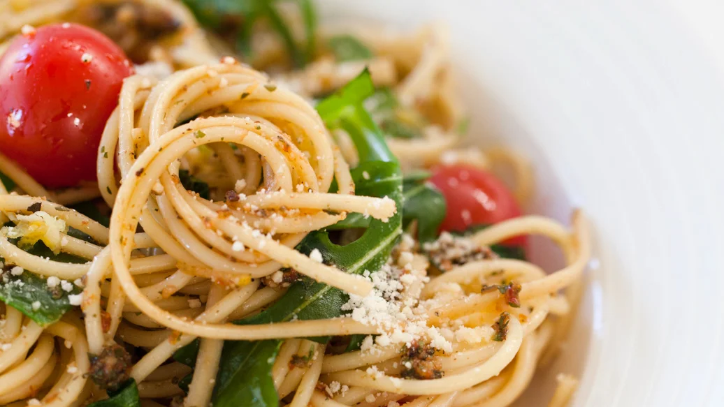 Lemon Arugula Linguini with Sauce