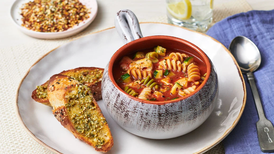 Soupe au poulet et au parmesan