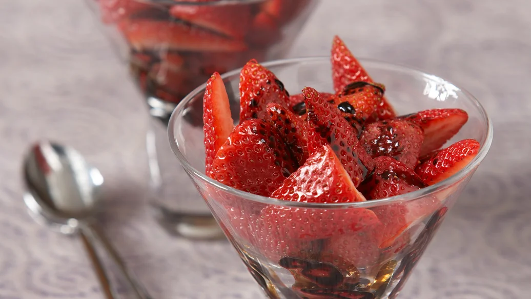 Strawberries with Summer Berry Balsamic Vinegar