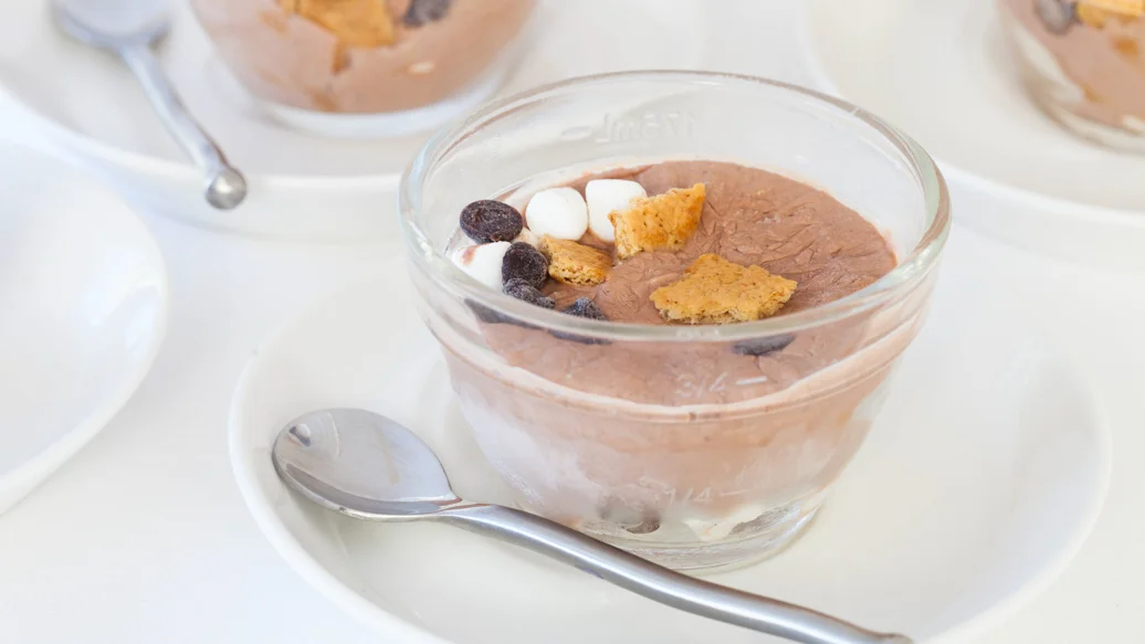 Soft Serve S’mores Chocolate Yogurt 