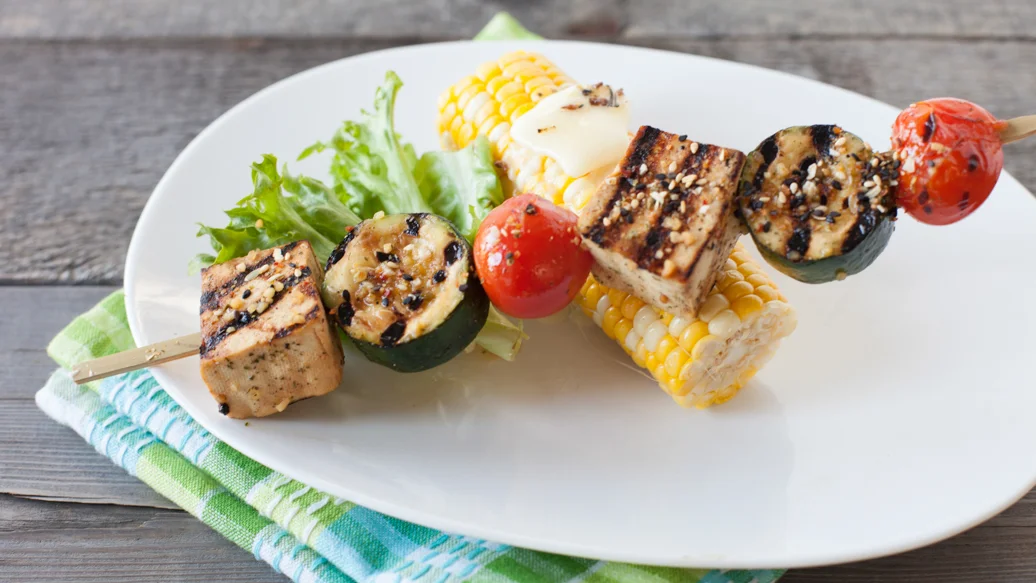 Brochettes de tofu grillé Oh Canada