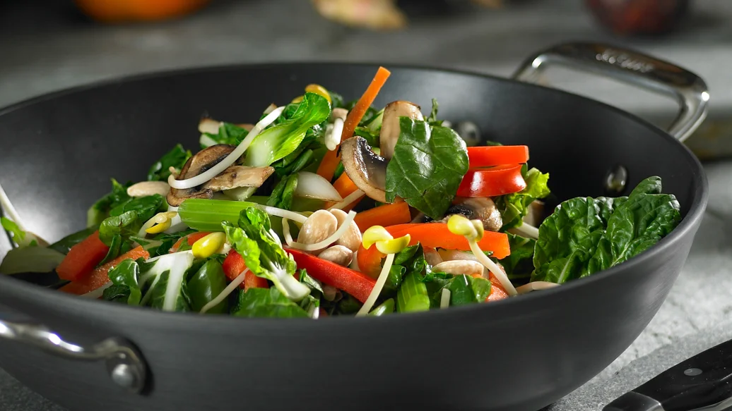 Stir-Fried Vegetables with Almonds